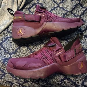 Air jordan trunner lx GG rose gold purple size 8.5